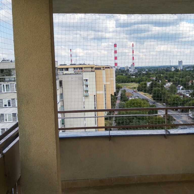 siatka na balkon na gołębie Warszawa Praga Południe