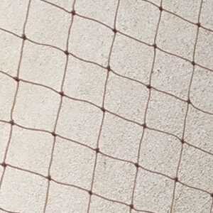 Siatka na okna na gołębie lub dla małych kotków o oczku 28 mm. Sprawdza się również na balkon, Warszawa i okolice.