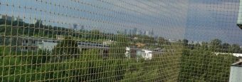 Zabezpieczenie balkonu dla kota bezinwazyjnie, Warszawa.