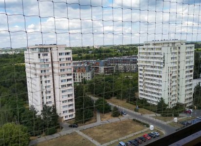 zabezpieczenie na balkon na gołębie, montaż Warszawa Wola
